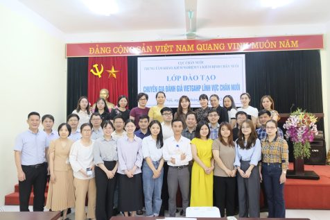 Thông báo mở các lớp đào tạo, tập huấn lĩnh vực chăn nuôi tháng 10 năm 2025